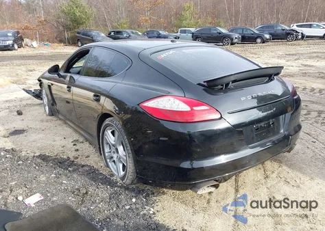 2012 Porsche Panamera 4 z USA, uszkodzony, nr VIN WP0AA2A77CL072065